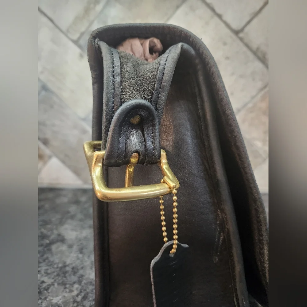 Vintage COACH Stewardess 9525 Brass Black Leather Crossbody Bag Costa Rica - Picture 6 of 16